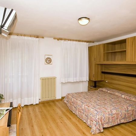 Casa Alpina Sant'Apollinare 호텔 팔카데 외부 사진
