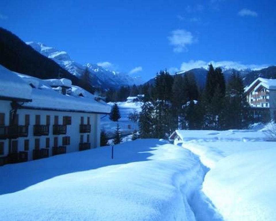 Casa Alpina Sant'Apollinare 호텔 팔카데 외부 사진