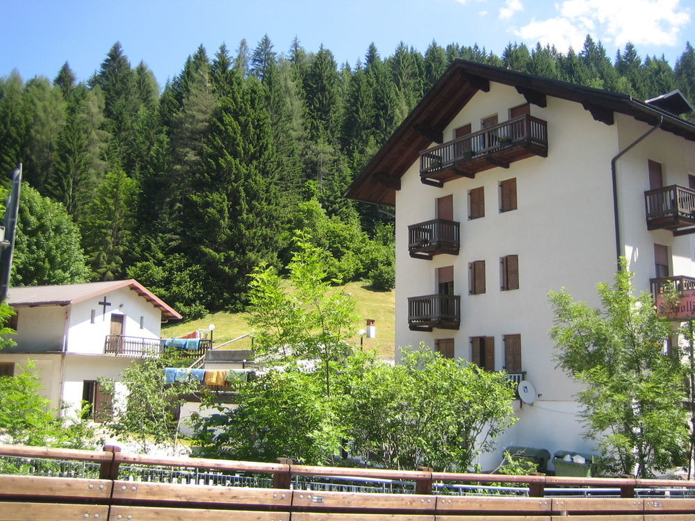 Casa Alpina Sant'Apollinare 호텔 팔카데 외부 사진