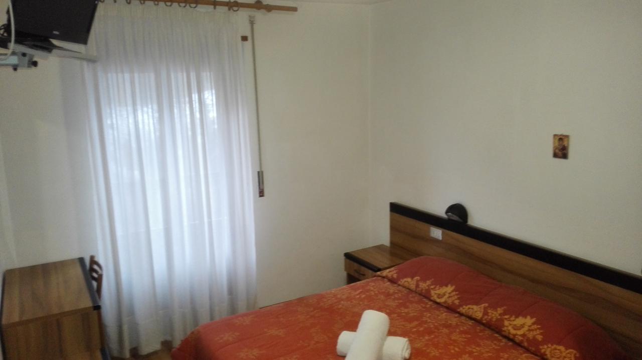 Casa Alpina Sant'Apollinare 호텔 팔카데 외부 사진